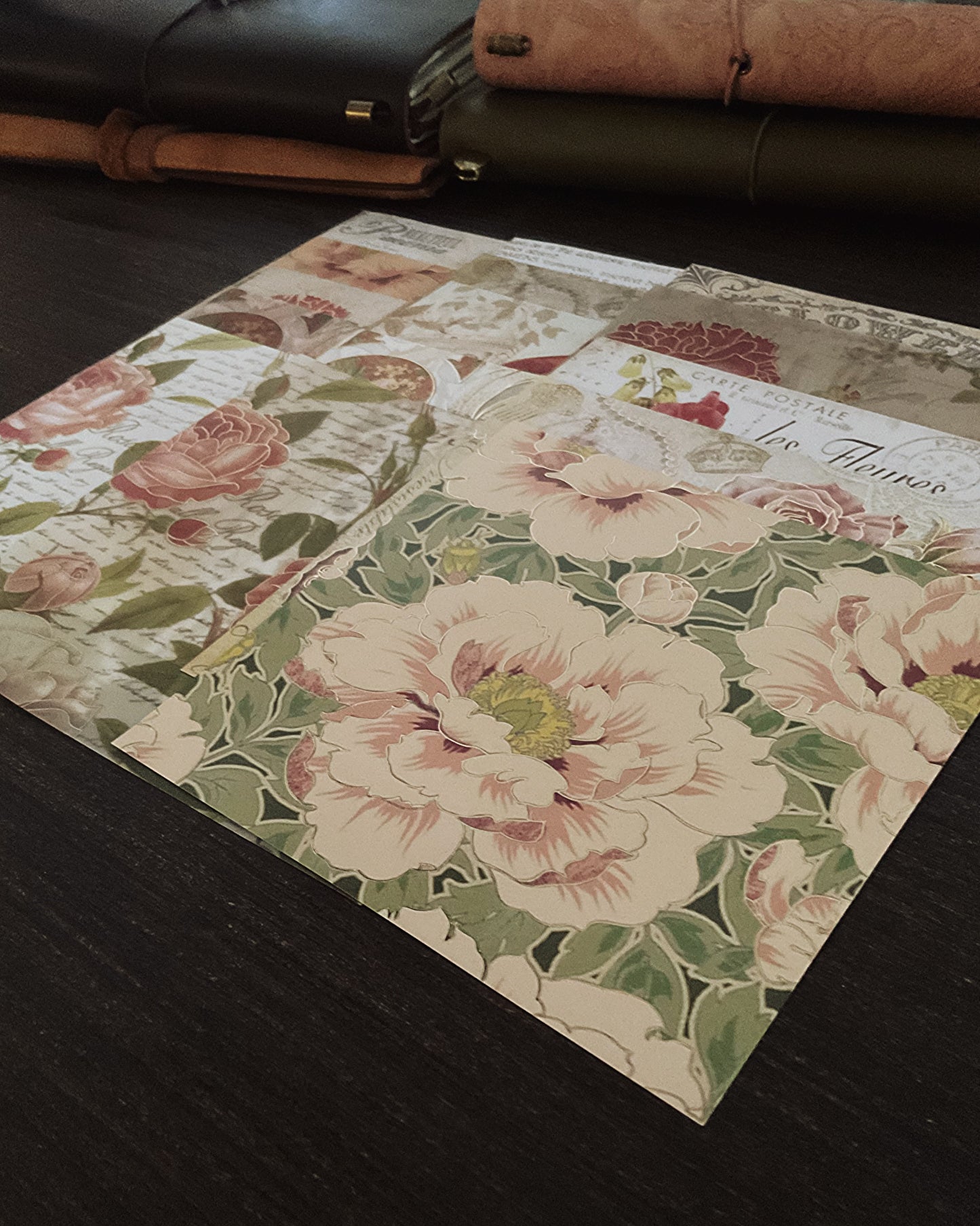 Paper ephemera set
